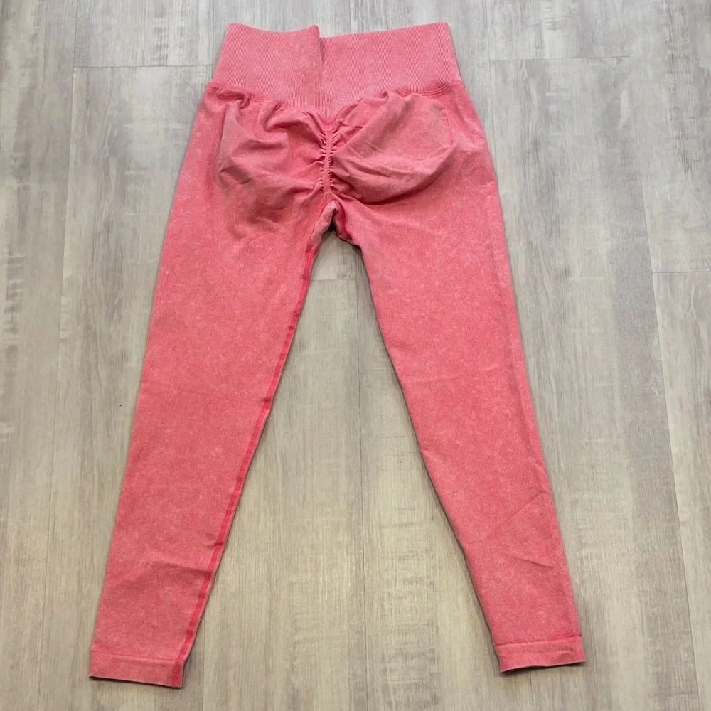 OPP Stylish Pink Women's Leggings with cinched rear Large
